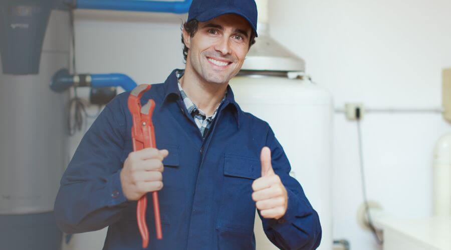 Expert burst pipe repair services in Clewiston, FL